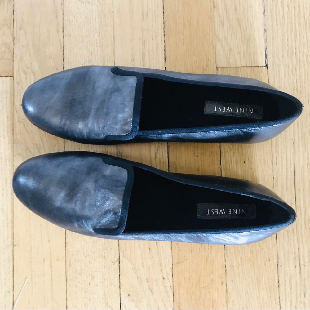 Nine West Grey Metallic Loafer Flats